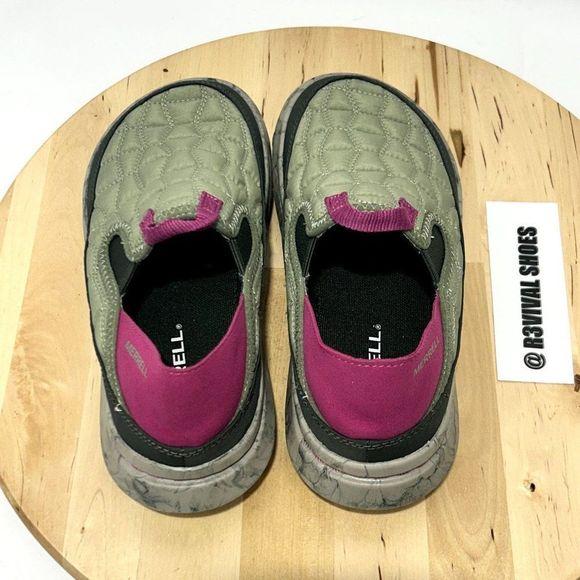Merrell Gray and Pink Quilted Flats NWOT - Picture 7 of 11